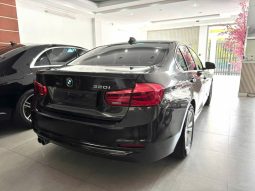 BMW 320i 2016 full