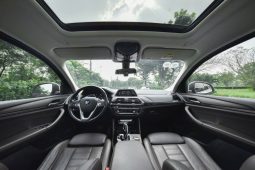 BMW X4 xDrive20i full