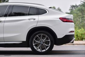 BMW X4 xDrive20i