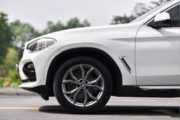 BMW X4 xDrive20i full