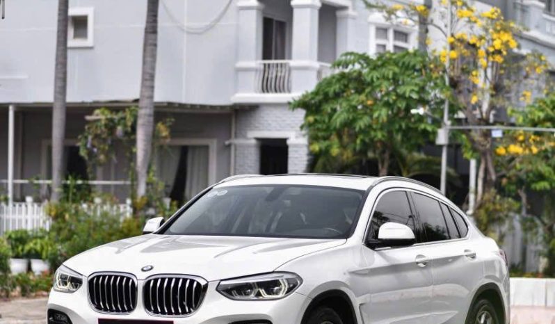 BMW X4 xDrive20i full