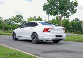 Volvo-S90LWB-2022