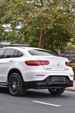 Mercedes-Benz GLC300 Coupe full