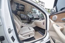 Mercedes-Benz GLC300 Coupe full