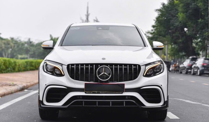 Mercedes-Benz GLC300 Coupe full