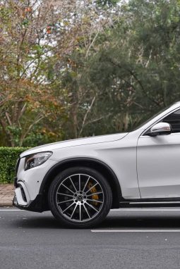 Mercedes-Benz GLC300 Coupe full