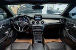 Mercedes-Benz CLA250 4Matic 2015 full