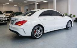 Mercedes-Benz CLA250 4Matic 2015 full
