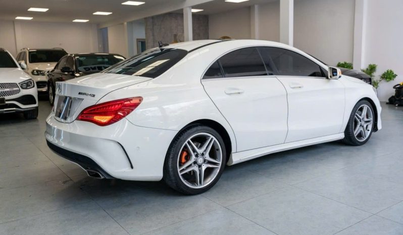 Mercedes-Benz CLA250 4Matic 2015 full