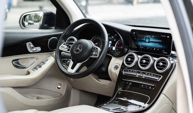Mercedes-Benz GLC200 2020 full