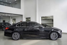 Mercedes C300 V1 2022