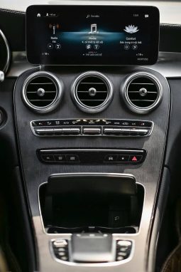 Mercedes-Benz GLC300 4Matic 2021 full