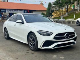 Mercedes C300 V1 2023