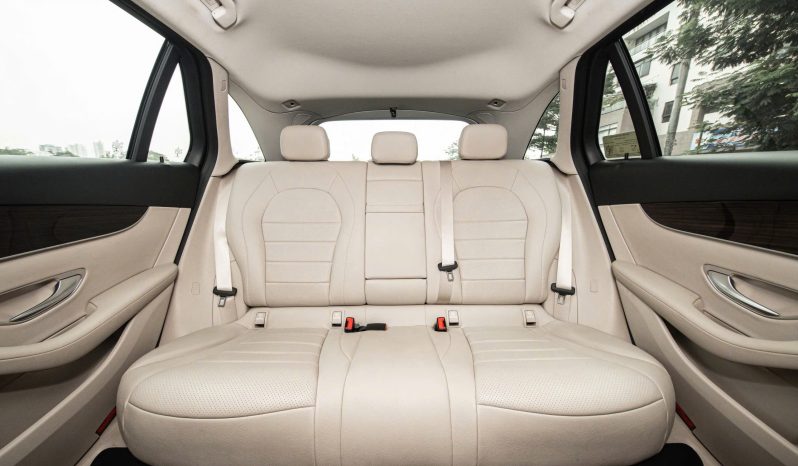 Mercedes-Benz GLC200 2020 full