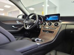 Mercedes-Benz C200  Exclusive Model  2022 full