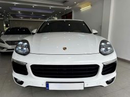 Porsche Cayenne 2015 full