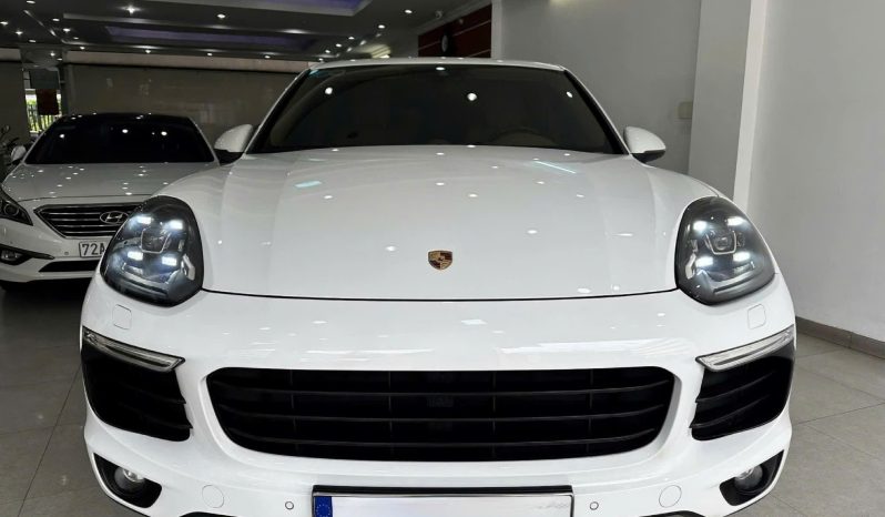 Porsche Cayenne 2015 full