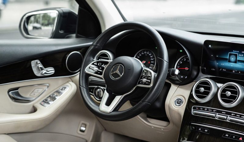 Mercedes-Benz GLC200 2020 full