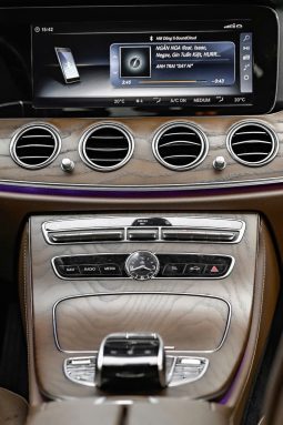 Mecedes-Benz E200 Model 2019 full