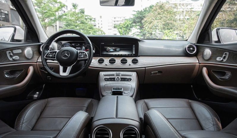 Mecedes-Benz E200 2018 full