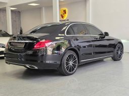 Mercedes-Benz C200  Exclusive Model  2022 full