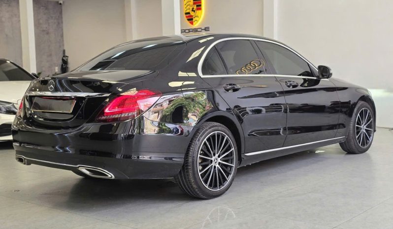 Mercedes-Benz C200  Exclusive Model  2022 full