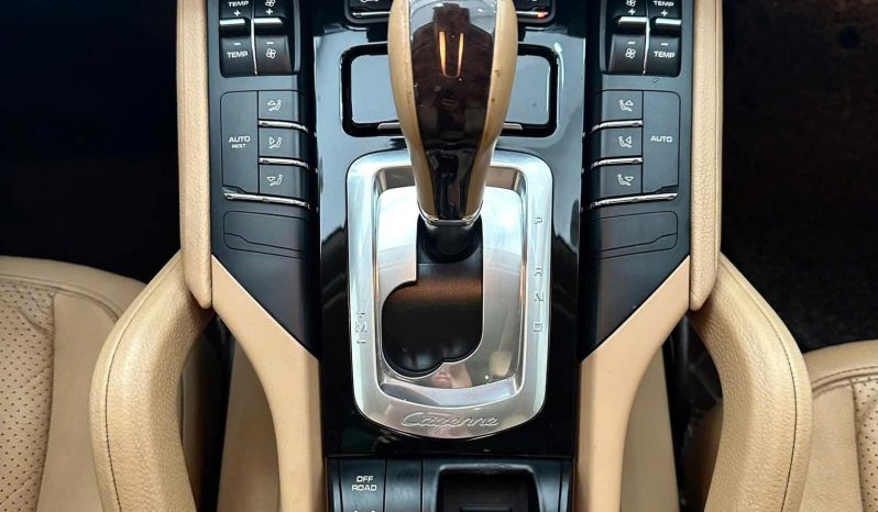 Porsche Cayenne 2015 full
