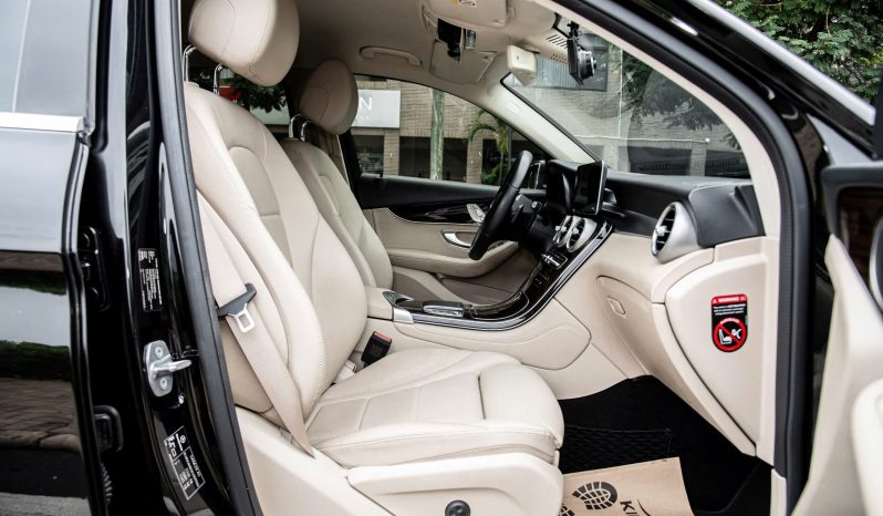 Mercedes-Benz GLC200 2020 full