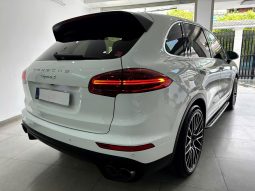 Porsche Cayenne 2015 full