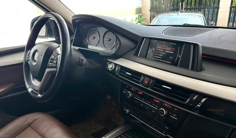 BMW X5 XDrive35i 2015 full