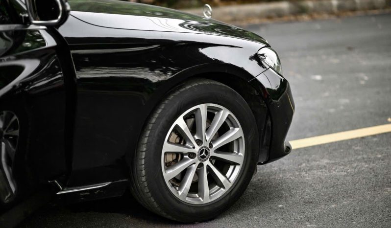Mecedes-Benz E200 Model 2019 full
