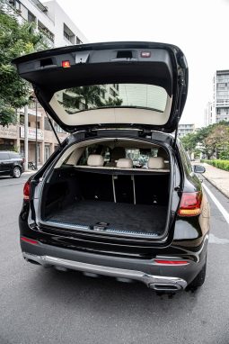 Mercedes-Benz GLC200 2020 full