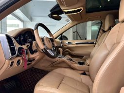 Porsche Cayenne 2015 full