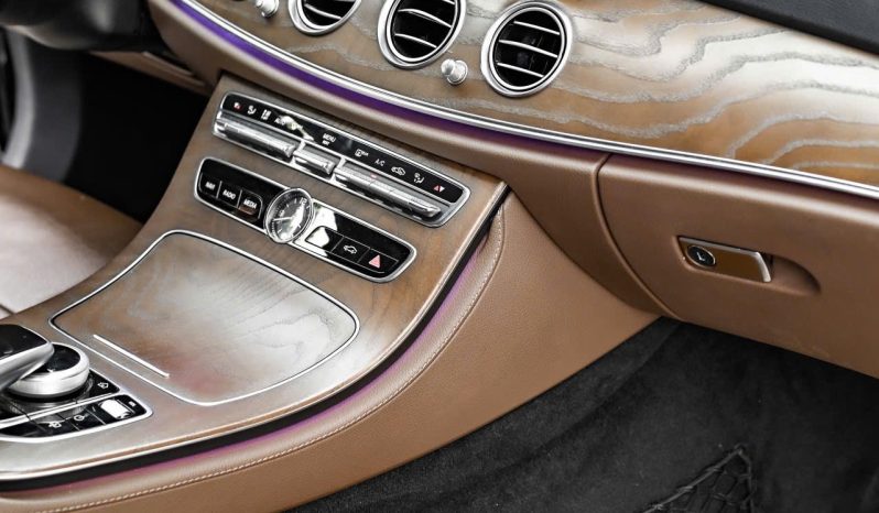 Mecedes-Benz E200 Model 2019 full