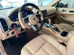 Porsche Cayenne 2015 full