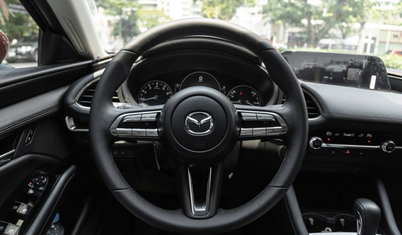 Mazda 3 1.5 Luxury full