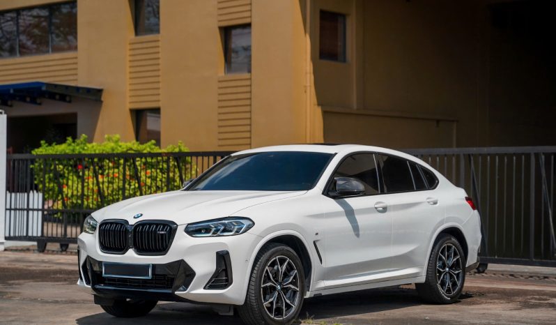 BMW X4 xDrive20i 2023 full
