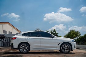 BMW X4 xDrive20i 2023