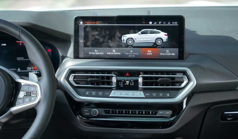 BMW X4 xDrive20i 2023 full