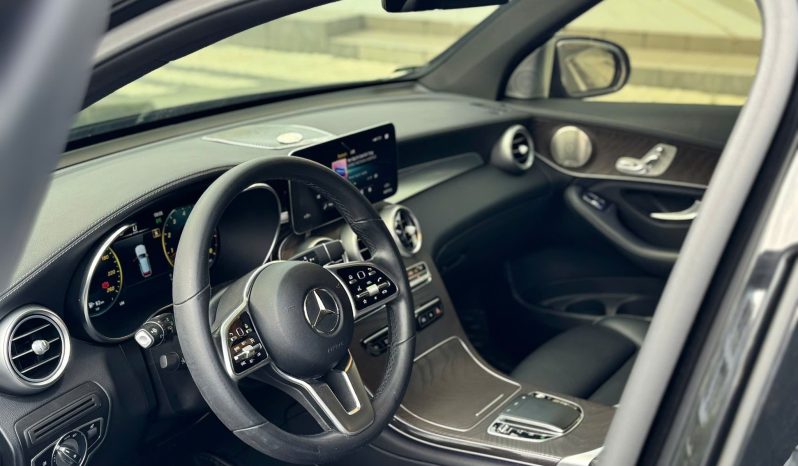 Mercedes GLC200 4Matic full