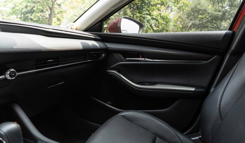 Mazda 3 1.5 Luxury full