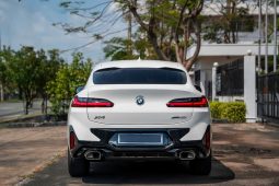 BMW X4 xDrive20i 2023 full