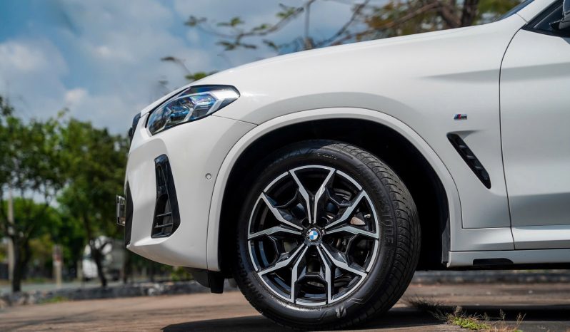 BMW X4 xDrive20i 2023 full