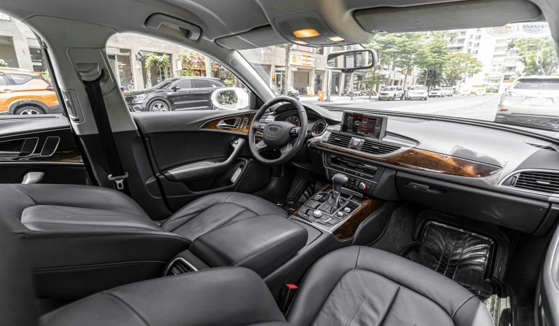 AUDI A6 full