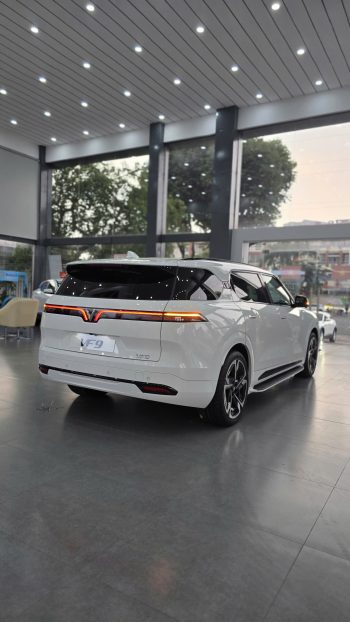 VinFast VF9
