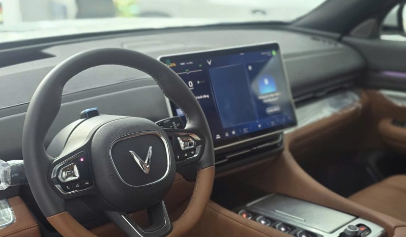 VinFast VF9 full