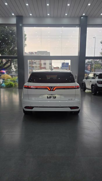 VinFast VF9